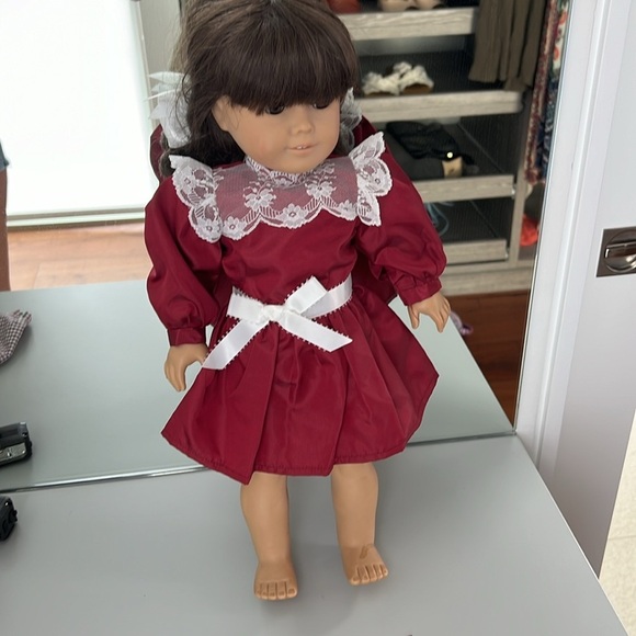 Vintage American Girl Samantha Christmas dress with tights & bow excellent cond - Picture 4 of 9